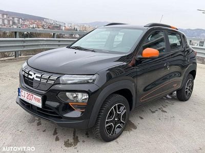Second-hand Dacia Spring Essentiel 33 kW (45 CP) 2023 Culoarenegru Hatchback