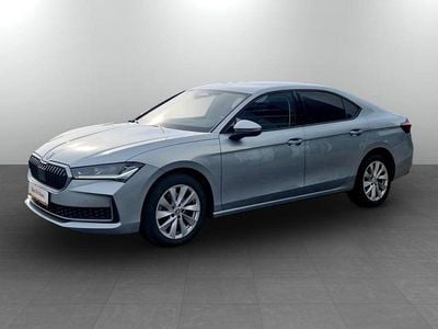 Argintiu metalic Second-hand 2024 Skoda Superb Selection | 33.750 EUR (Scump)