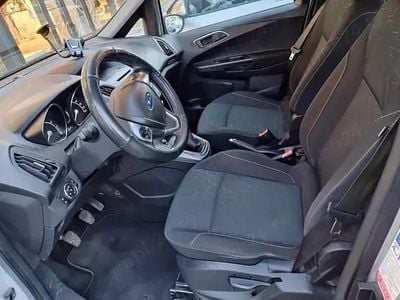 Second-hand 2015 Ford B-MAX Monovolum | 5.000 EUR