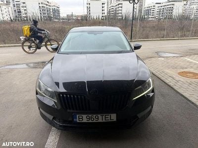 Culoarenegru Second-hand 2015 Skoda Superb Ambition Berlinǎ | 11.900 EUR (Puțin scump)