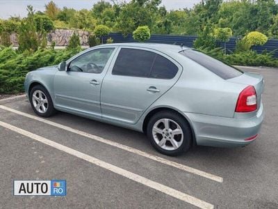 Verde Utilizat 2010 Skoda Octavia Berlinǎ | 3.500 EUR (Super Preț)