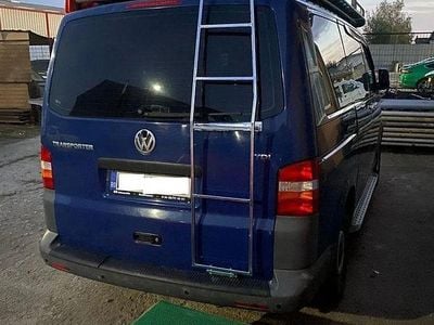 Culoarealbastru Utilizat 2007 VW Transporter Van | 8.500 EUR