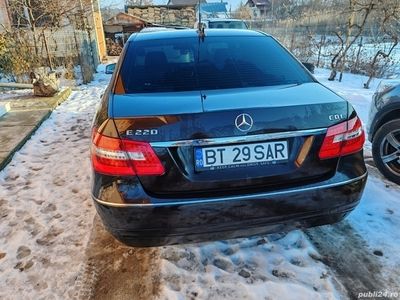 Mercedes E220