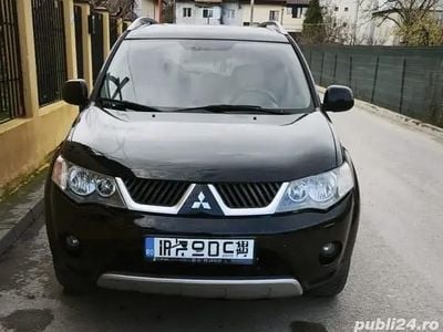 Negru Utilizat 2008 Mitsubishi Outlander SUV | 4.453 EUR (Scump)