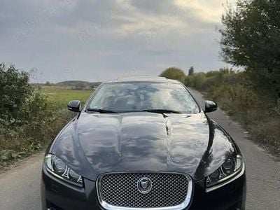Second-hand Jaguar XF 200 CP (147 kW) 2012 Negru Berlinǎ