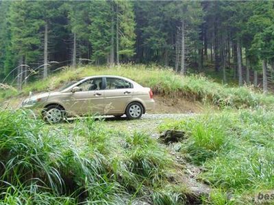 Second-hand Hyundai Accent 112 CP (82 kW) 2008 Bej Berlinǎ