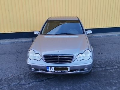 Mercedes C180