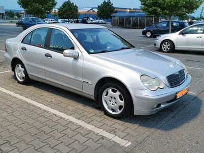Utilizat 2002 Mercedes C180 Berlinǎ | 2.290 EUR (Super Preț)