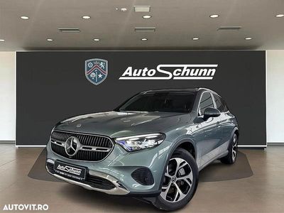 Second-hand Mercedes GLC300e Avantgarde 333 CP (244 kW) 2024 Culoareargint SUV
