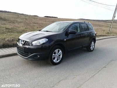 Nissan Qashqai +2