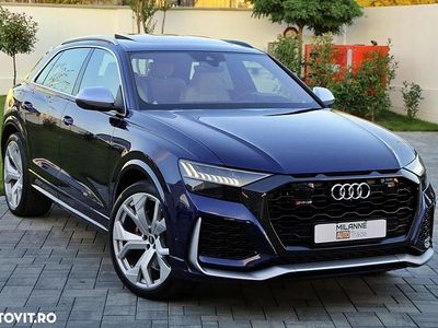 Culoarealbastru Utilizat 2020 Audi RS Q8 Comfort SUV | 83.000 EUR (Scump)
