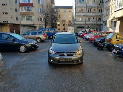 Second-hand VW Golf IV 140 CP (102 kW) 2005 Gri Hatchback