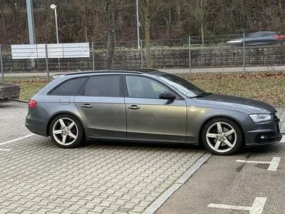 Second-hand Audi A4 S-Line 190 CP (139 kW) 2016 Gri Break