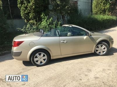 Auriu Utilizat 2004 Renault Mégane Cabriolet Cabrio | 3.050 EUR
