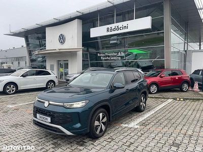 Culoarealbastru Nouă 2025 VW Tayron Life SUV | 49.650 EUR (Puțin scump)