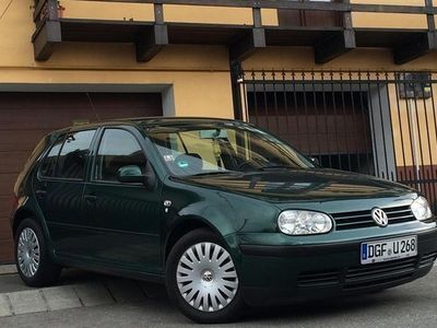 Second-hand VW Golf IV 75 CP (55 kW) 2001 Verde Hatchback