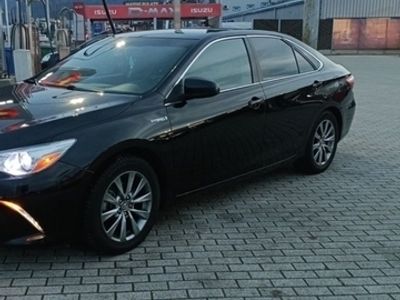 second-hand Toyota Camry Hybrid 2015