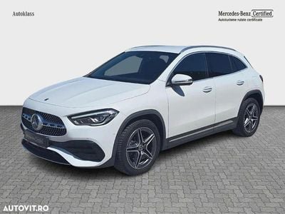 Mercedes GLA220