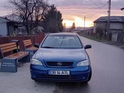 Albastru Utilizat 2002 Opel Astra Hatchback | 4.700 EUR