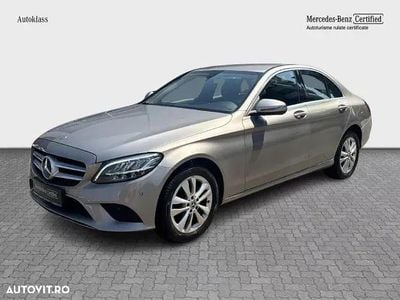Second-hand Mercedes C180 Avantgarde 156 CP (114 kW) 2019 Culoaregalbeuriu Berlinǎ