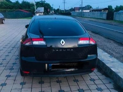Utilizat 2010 Renault Laguna III | 2.200 EUR