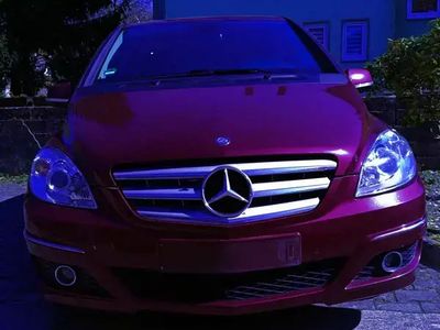 Mercedes B200