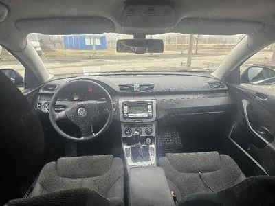 Second-hand VW Passat 105 CP (77 kW) 2006 Berlinǎ