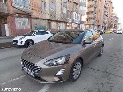 Second-hand Ford Focus Titanium 125 CP (91 kW) 2019 Culoaregri Berlinǎ