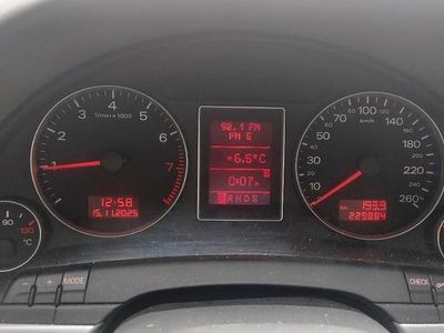 Gri Utilizat 2006 Audi A4 Break | 2.500 EUR (Preț OK)