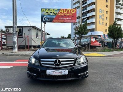 Culoarenegru Utilizat 2015 Mercedes C220 Avantgarde Berlinǎ | 6.490 EUR