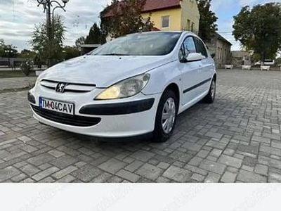 Utilizat 2003 Peugeot 307 Hatchback | 800 EUR (Preț bun)