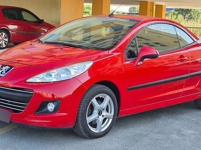 Culoarerosu Utilizat 2010 Peugeot 207 Premium Cabrio | 3.990 EUR
