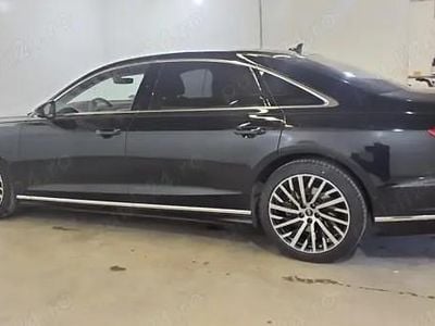 Second-hand Audi A8L 286 CP (210 kW) 2024 Berlinǎ