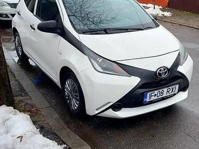 Second-hand Toyota Aygo 69 CP (50 kW) 2015 Hatchback