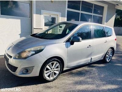 Second-hand Renault Grand Scénic III 110 CP (80 kW) 2011 Culoaregri Monovolum