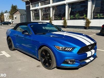 Second-hand Ford Mustang 317 CP (233 kW) 2017 Culoarealbastru Cabrio