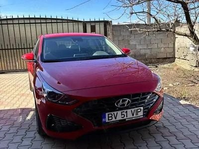 Utilizat 2022 Hyundai i30 Berlinǎ | 17.399 EUR