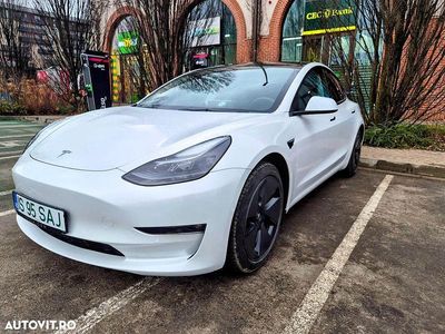 Culoarealb Utilizat 2022 Tesla Model 3 Berlinǎ | 29.000 EUR (Preț OK)
