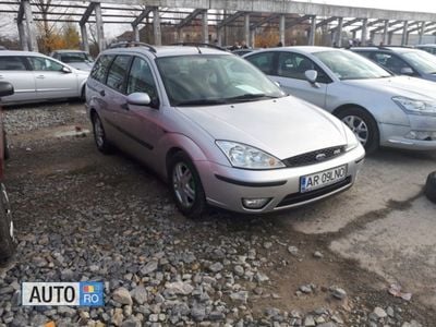 Second-hand Ford Focus 75 CP (55 kW) 2002 Argintiu Break