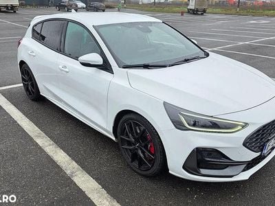 Culoarealb Utilizat 2024 Ford Focus ST Hatchback | 26.700 EUR
