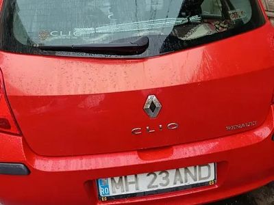 Second-hand Renault Clio III 55 CP (40 kW) 2006 Hatchback