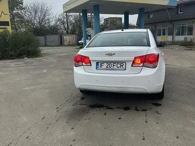 Second-hand Chevrolet Cruze 140 CP (102 kW) 2014 Alb Hatchback