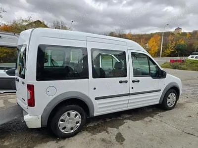 Utilizat 2010 Ford Tourneo Connect Monovolum | 4.700 EUR