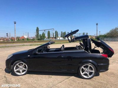 Culoarenegru Utilizat 2007 Opel Astra Cabriolet Enjoy Cabrio | 4.000 EUR