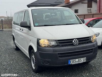 Second-hand VW Transporter 140 CP (102 kW) 2012 Culoarealb Van