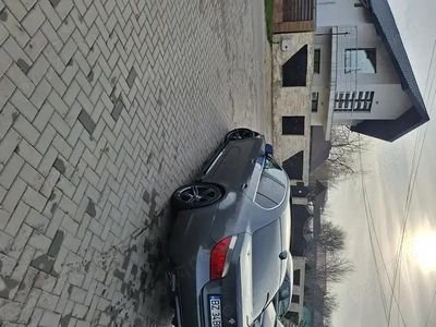 Second-hand 2005 BMW 525 Berlinǎ | 5.500 EUR (Scump)