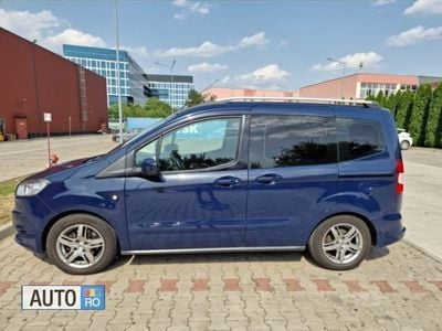 Second-hand Ford Tourneo 89 CP (65 kW) 2014 Albastru Van