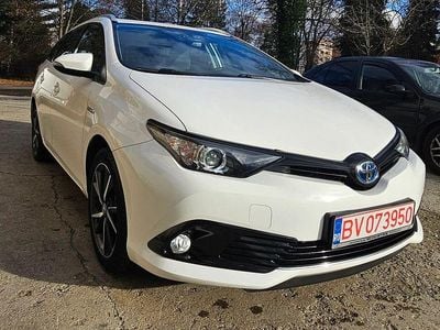 Toyota Auris Hybrid