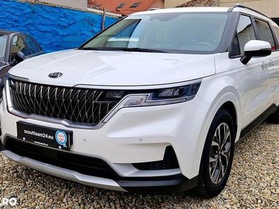 Alb Utilizat 2020 Kia Carnival Monovolum | 37.612 EUR (Scump)