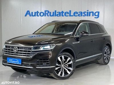 Culoaremaro Utilizat 2020 VW Touareg Elegance SUV | 34.490 EUR (Super Preț)